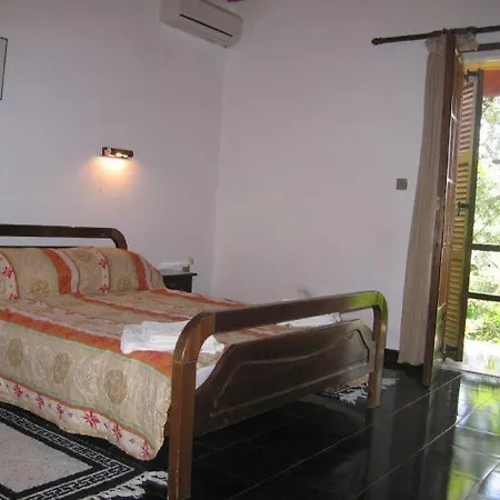 Tatil Evi Nikatsas No 2 *