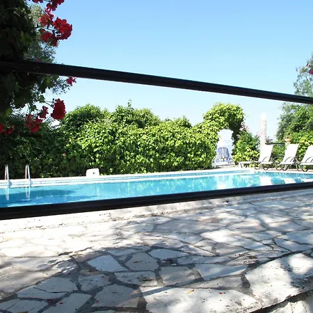 Nikatsas No 2 Tatil Evi Kerasa